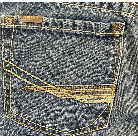 ARIAT Jeans Men’s Size 36/34 Blue Denim Straight Leg Relaxed Fit Western Style - Picture 8 of 11